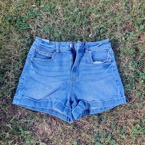 American Eagle mom jeans shorts